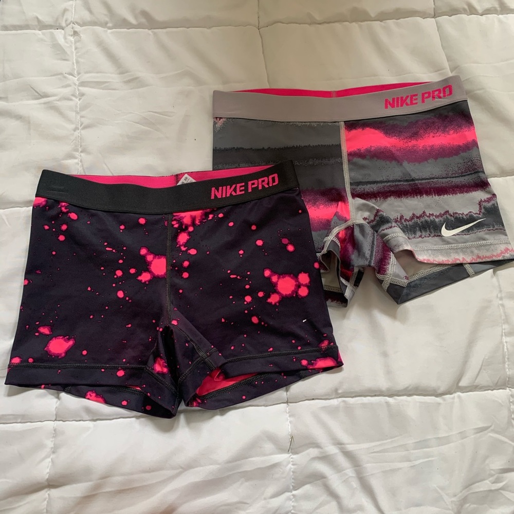 2 pairs of Nike pros